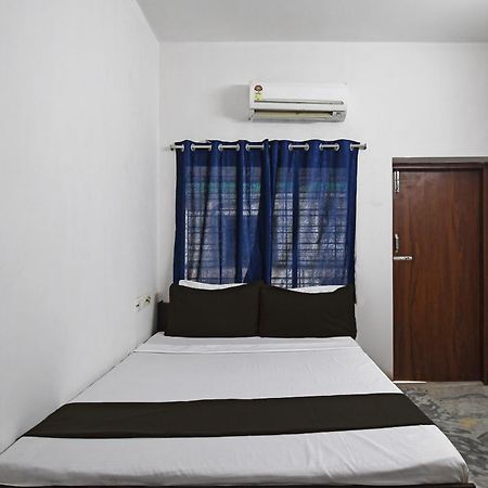 Oyo Hotel Chinar Park Kolkata Exterior photo